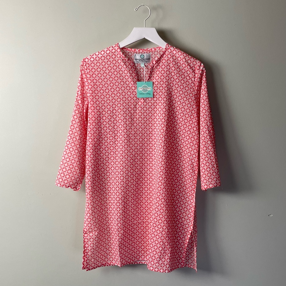 🆕 Long Sleeve Tunic Charleston Shoe Company / Size M
